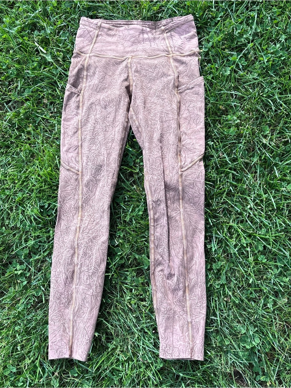 Lululemon Athletica High Rise Legging Pockets Pink Camo